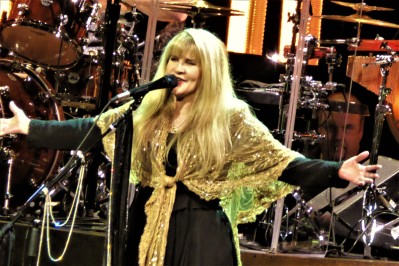 Stevie Nicks... Gypsy